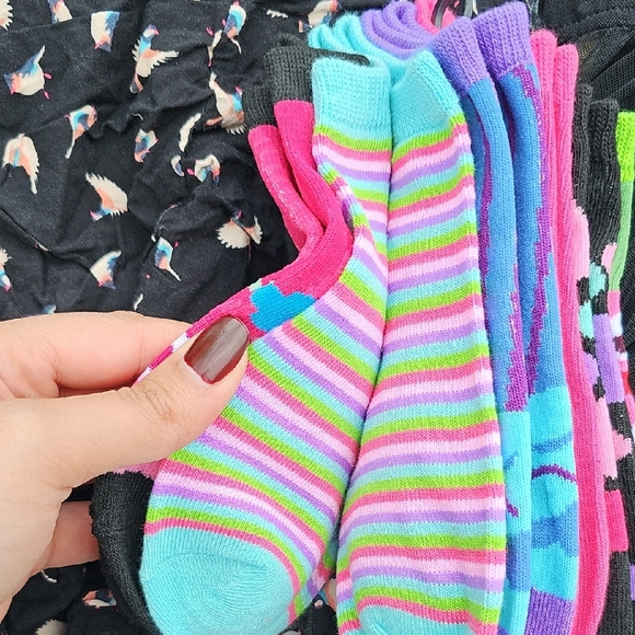 Colorful Patterned Socks Set - Picture 6 of 7